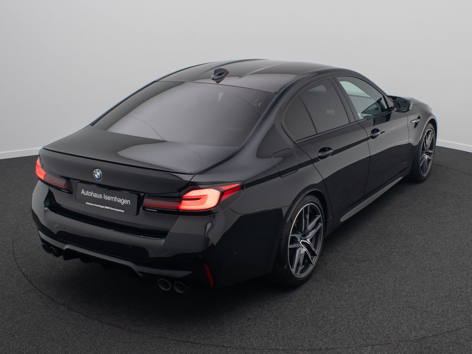 Fahrzeugabbildung BMW M5 xD M Driver´s 360°DAB Belüftung MCarbKeramik