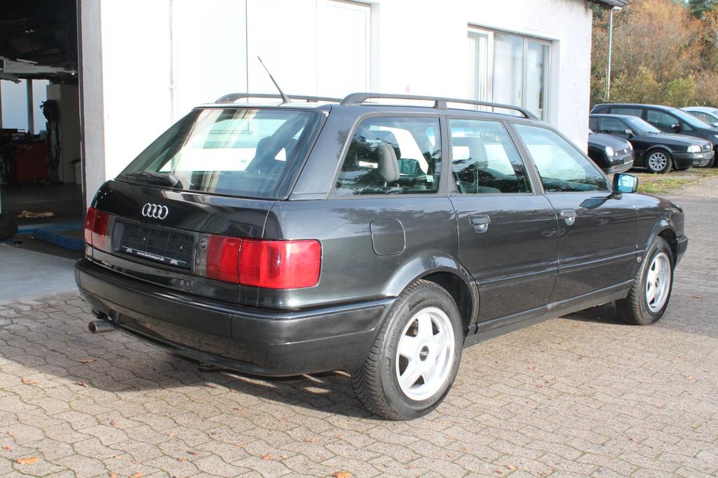 Audi 80