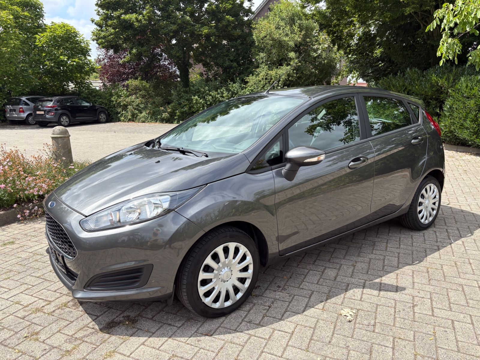 Photo 2 of FORD Fiesta