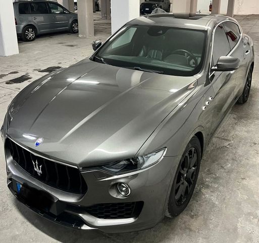 Maserati Levante V6 Diesel 275 CV AWD Gransport