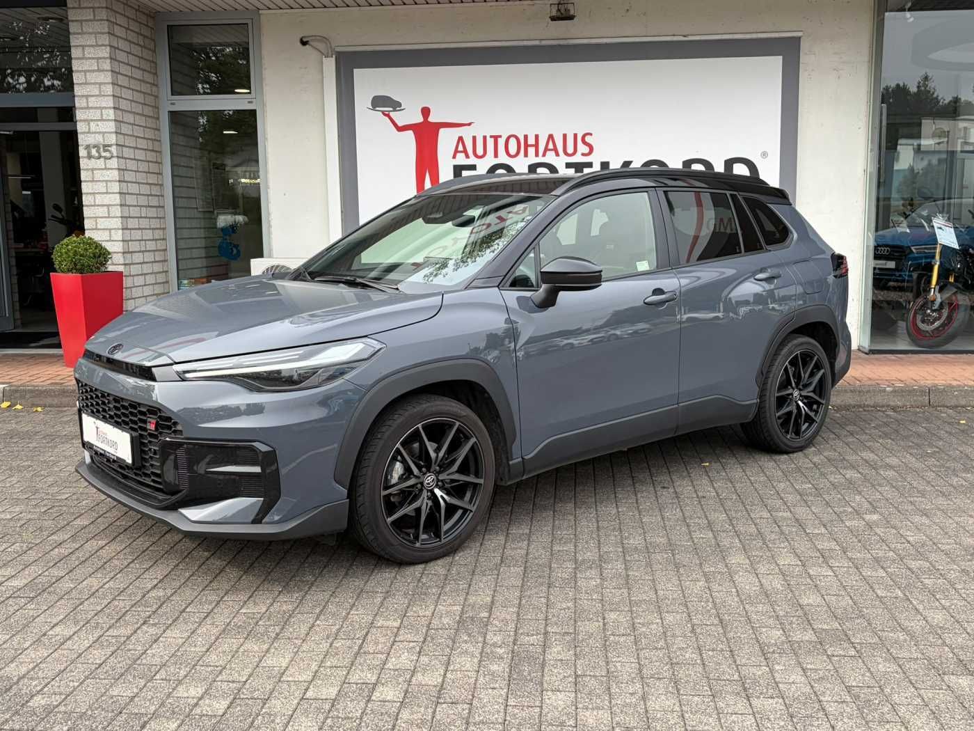Toyota Corolla Cross 2.0 Hybrid GR Sport - Navi SHZ L foto 4