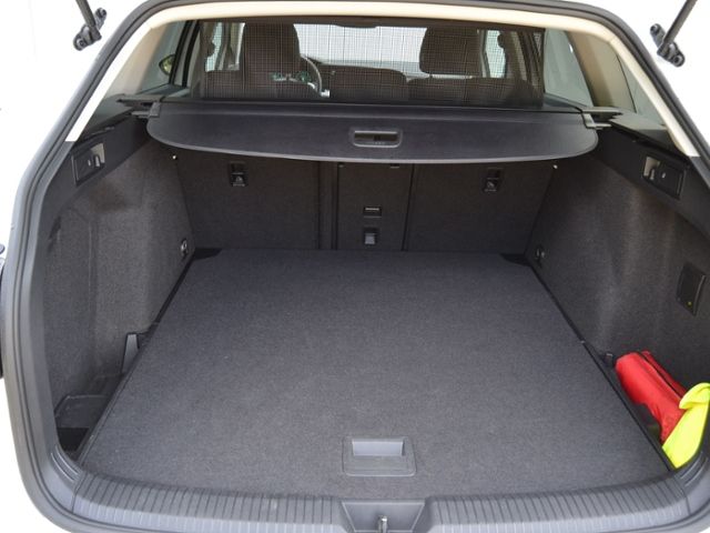 Golf VIII Variant 2.0 TDI 150 PS DSG Life LED/NA