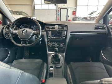 MYAUTOCENTER – Gebraucht- und Jahreswagen mit Werkstattservice in Pfaffenhofen Volkswagen Golf *SPORT-Fahrwerk*Tempo*Keyless*MassageSitze*