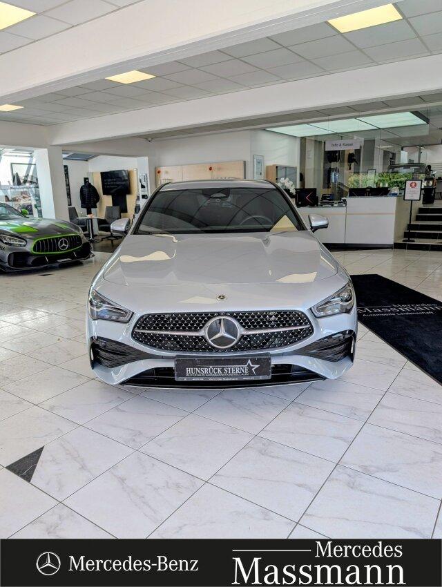 Mercedes-Benz CLA 200 Shooting Brake