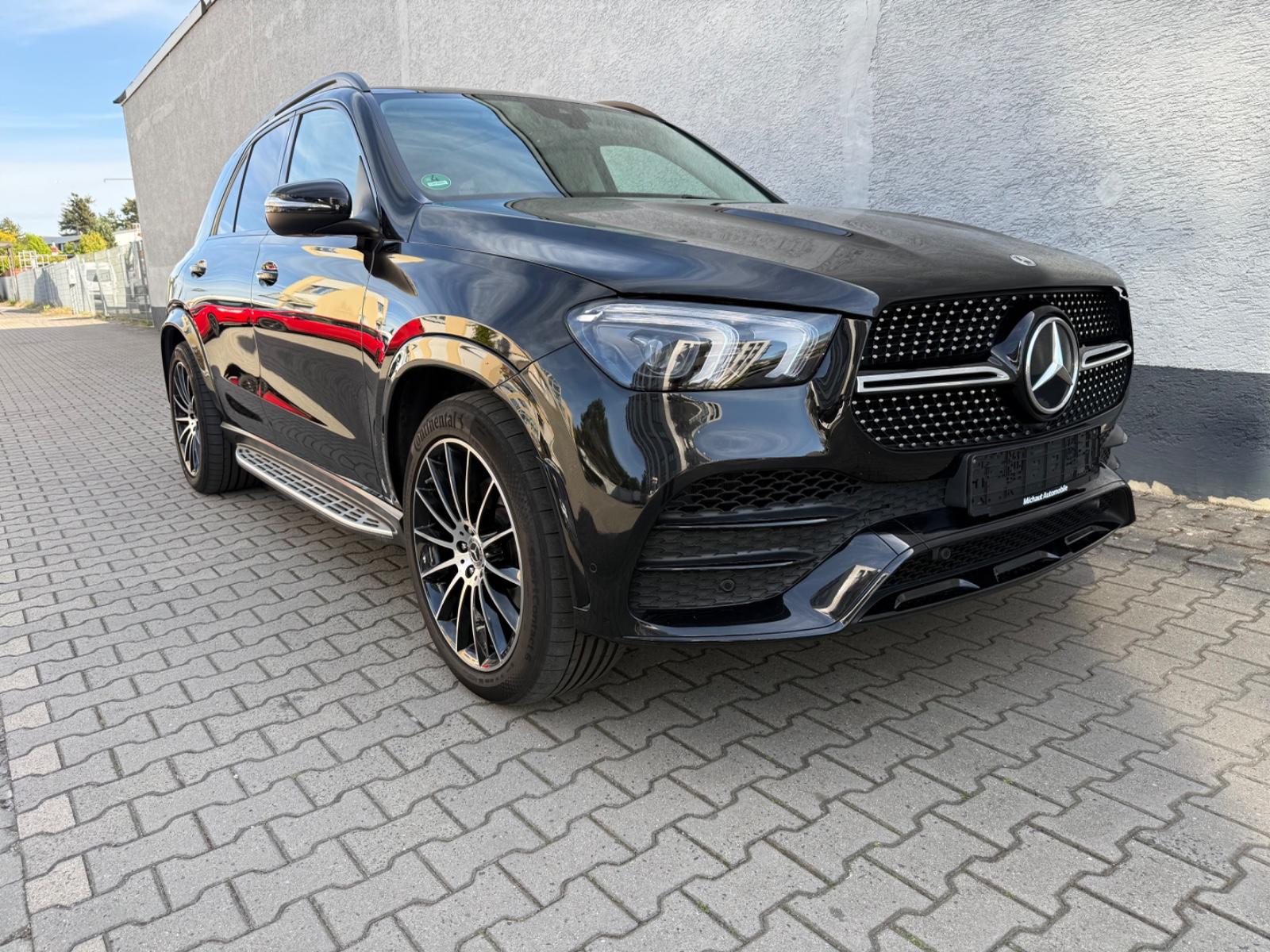 Mercedes-Benz GLE 400 d 4Matic/AMG/Pano/RFK/Burmester/AHK/LED