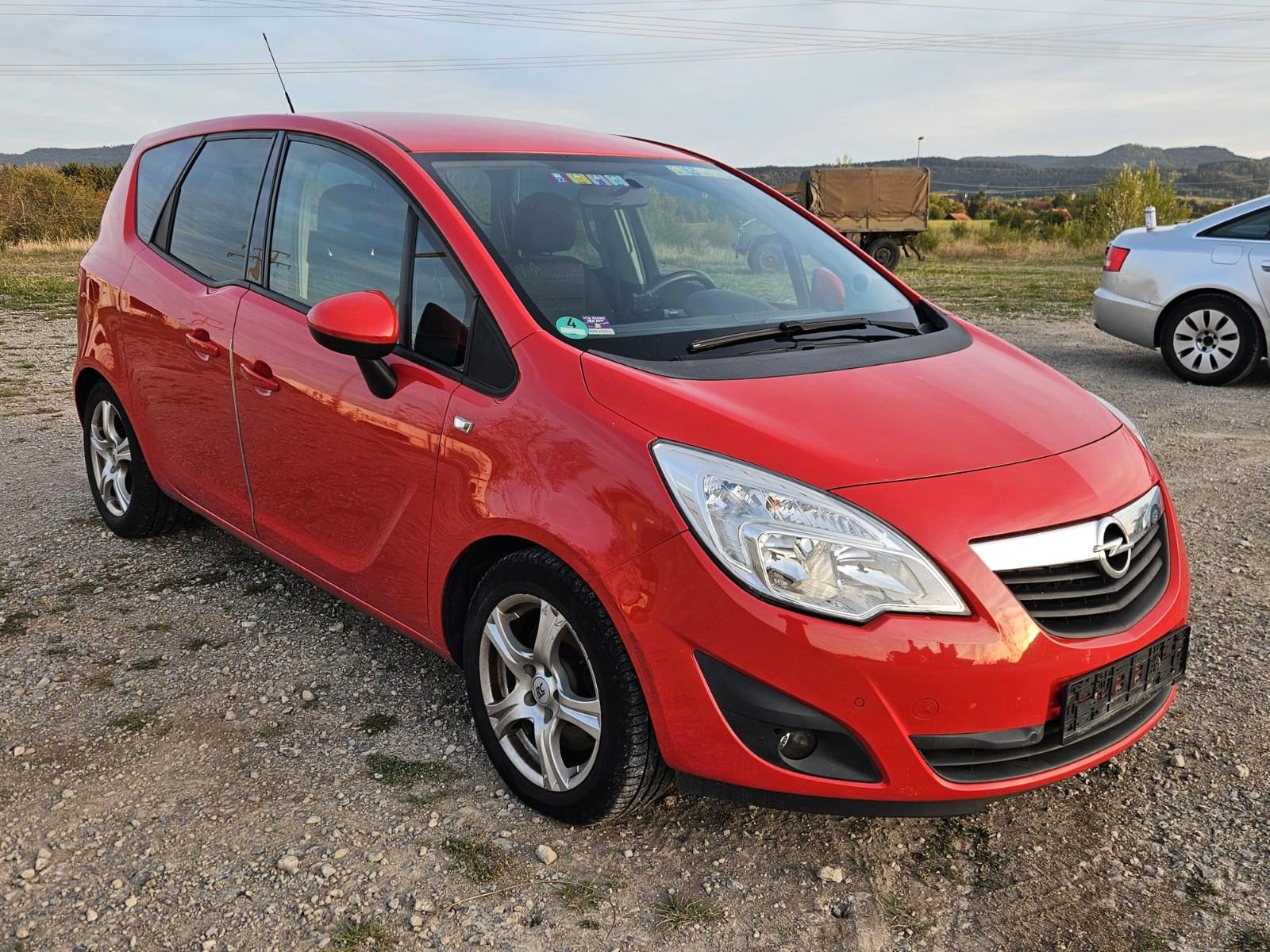 Opel Meriva 2011 — фото 22