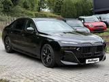 BMW 740d xDrive Bluetooth HUD Navi LED Vollleder PDC - mit Diesel-Antrieb: Limousine, Bluetooth