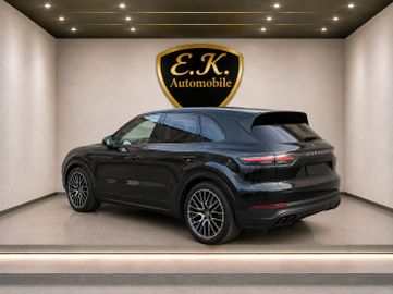 Porsche Cayenne - 7