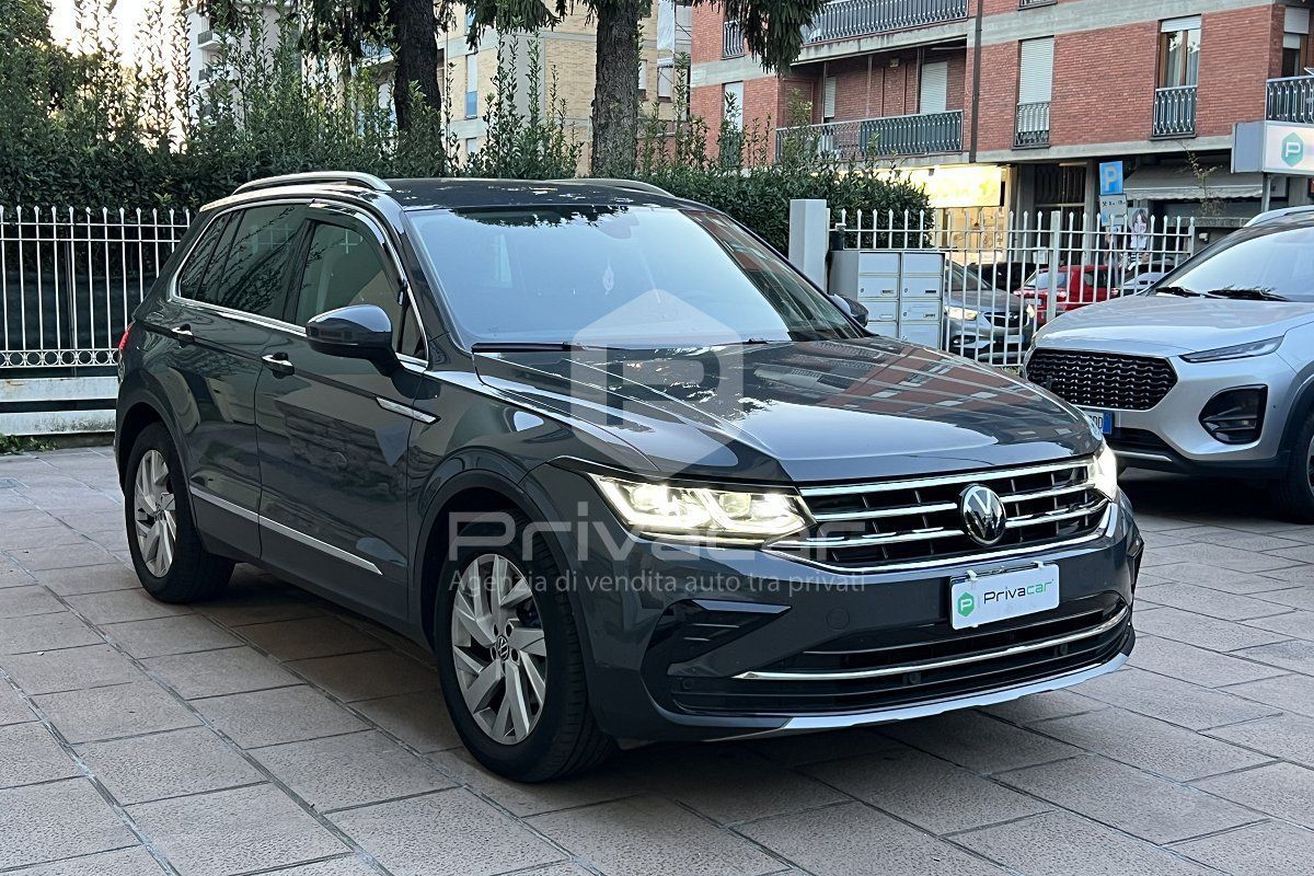Volkswagen VOLKSWAGEN Tiguan 2.0 TDI 150 CV SCR DSG Eleganc imagem 3