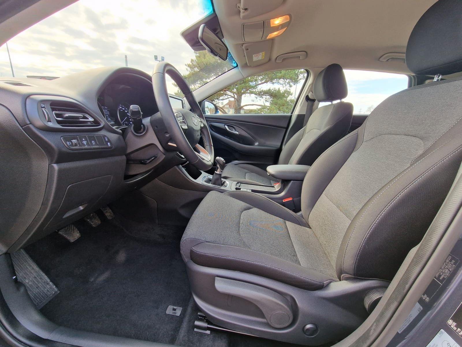 Fahrzeugabbildung Hyundai i30 1.0 T-GDI Trend Li. SHZ+CAM+KEYLESS