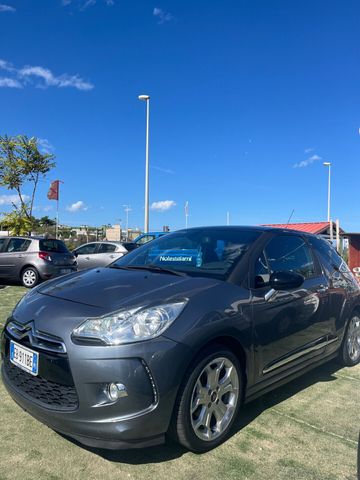 DS Automobiles Ds DS3 DS 3 1.6 VTi 120 So Chic