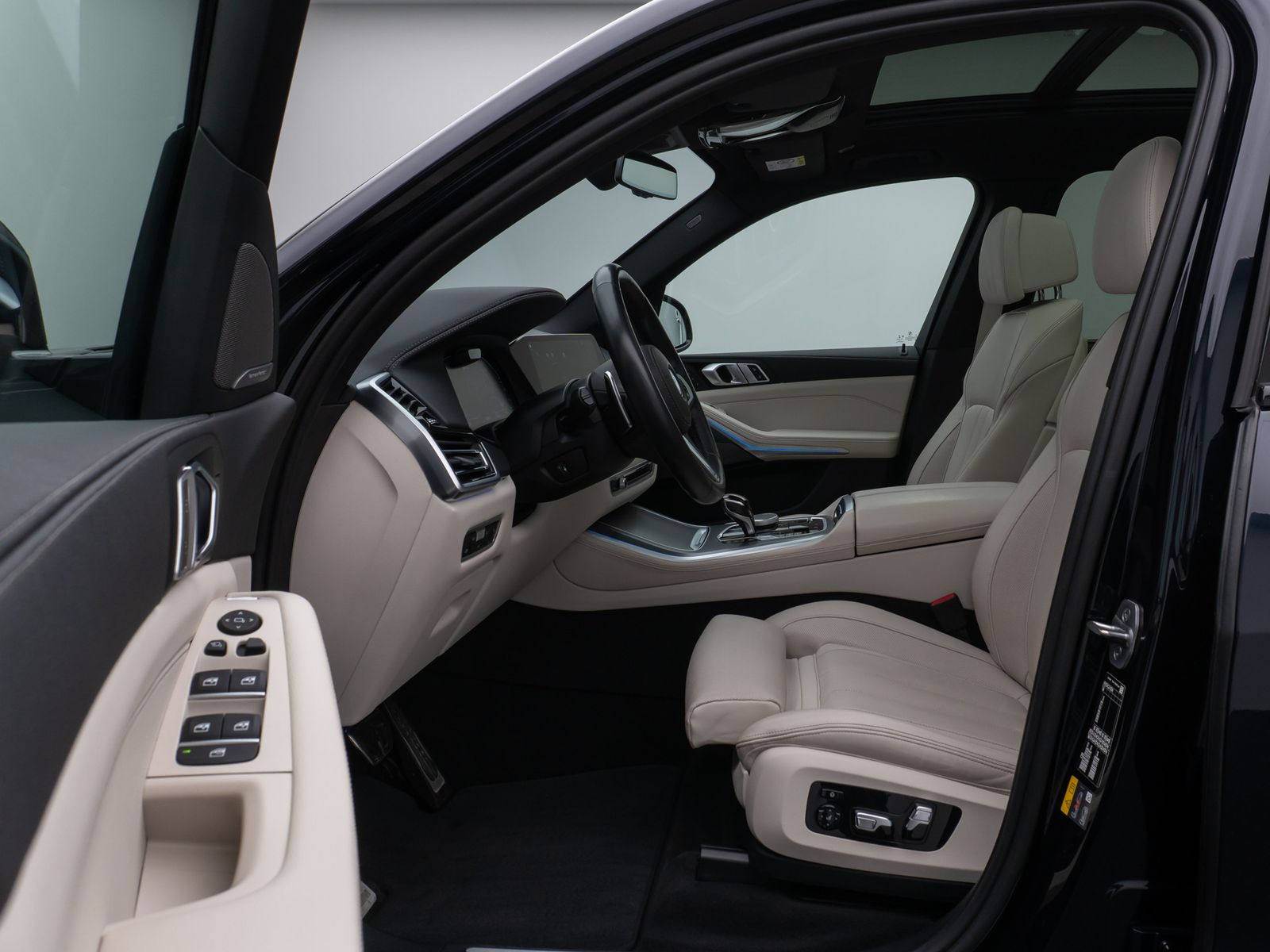 Fahrzeugabbildung BMW X5 xD45e M Sport 360°Panorama Laser HUD DAB H/K