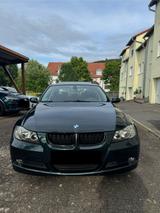 BMW 318i - BMW 318: Grün