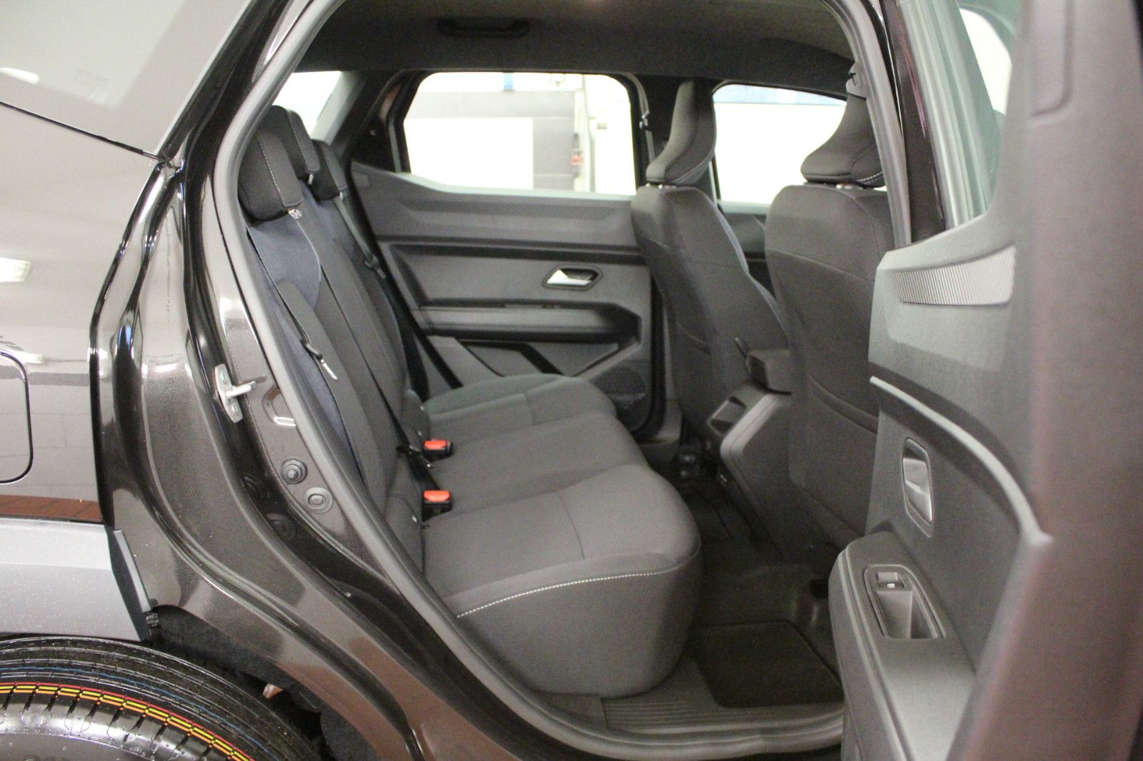 Fahrzeugabbildung Dacia Duster mild hybrid 140 Expression*Winterp.*MY 26