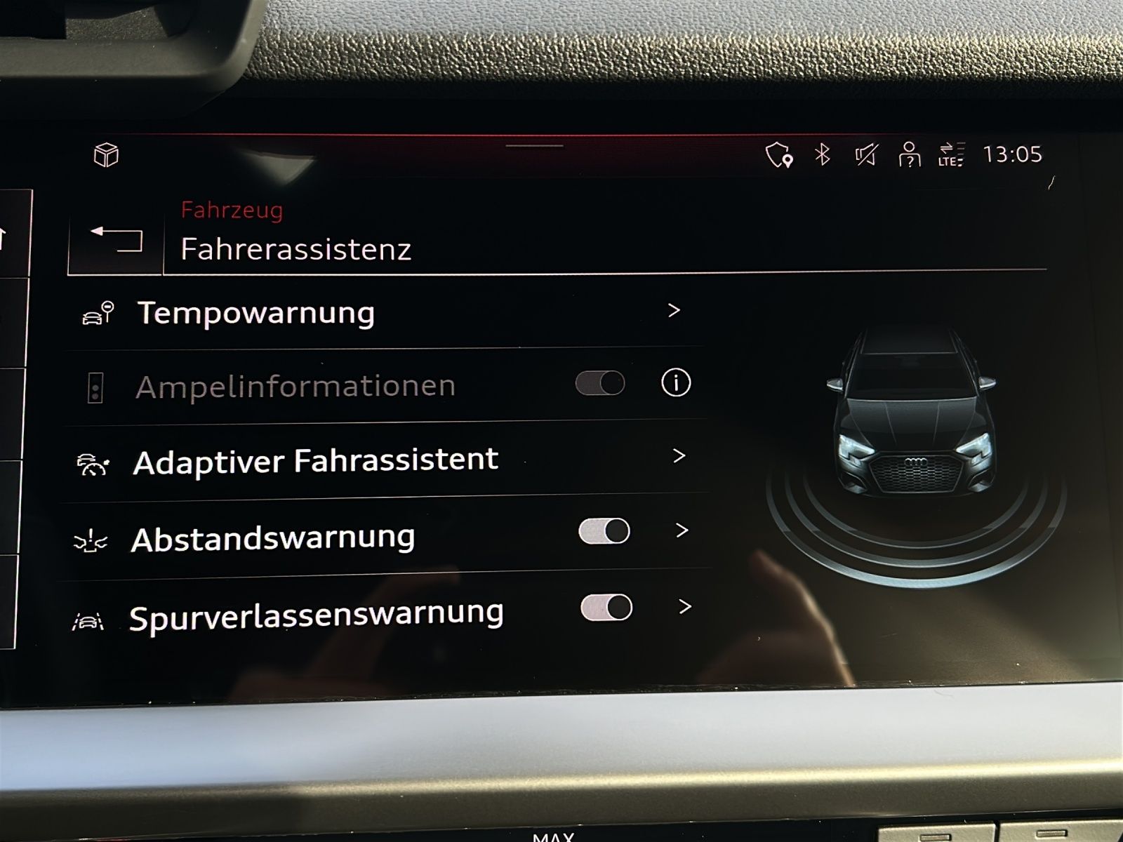 Fahrzeugabbildung Audi A3 Limousine 40 TFSI quattro S-line S-tronic Mat