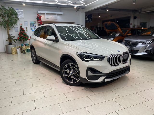 BMW X1 sDrive18i xLine Navi Leder 1.Hand PDC SHG Tem