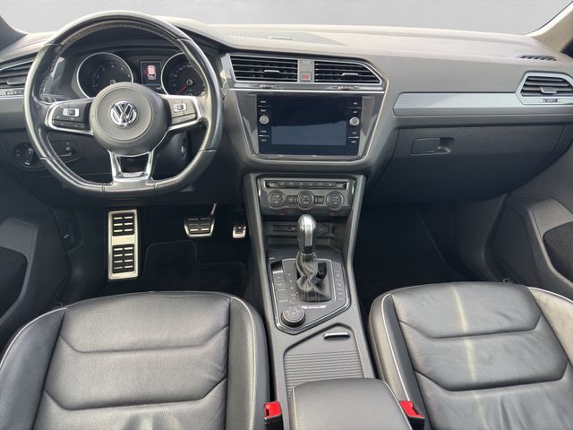 Fahrzeugabbildung Volkswagen Tiguan 2.0 TSI 4M R-Line+LED+Cam+Pano+Leder+HUD