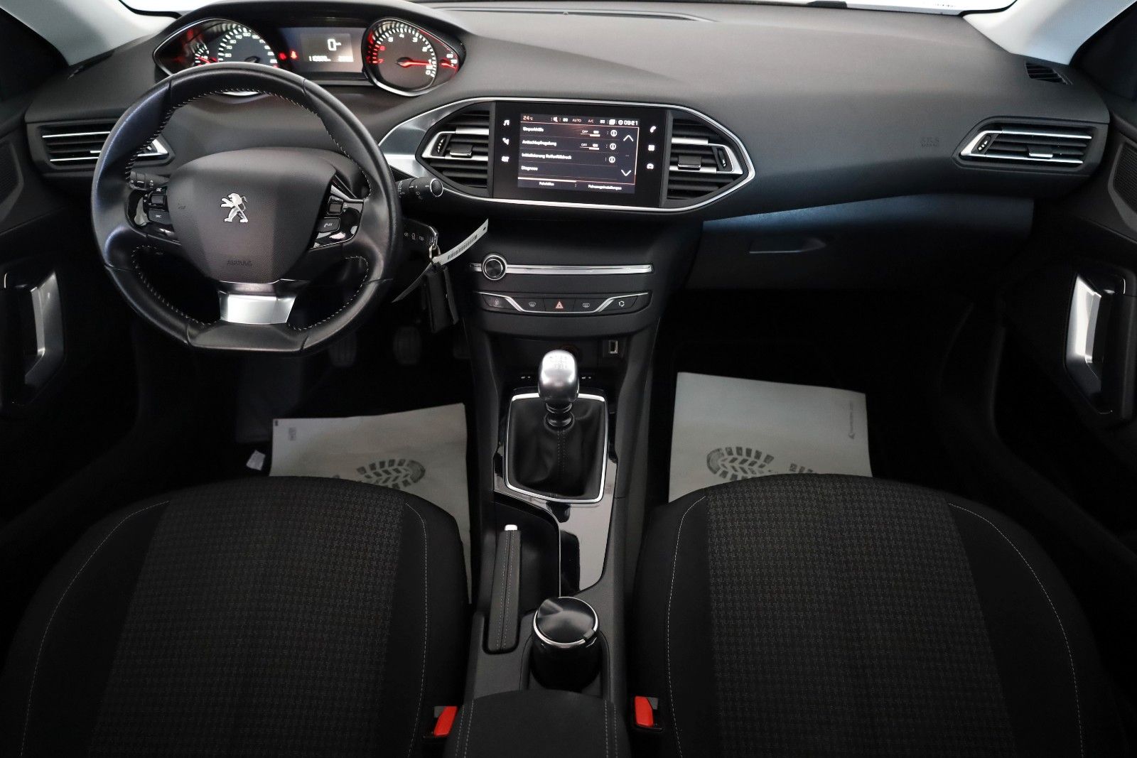 Fahrzeugabbildung Peugeot 308 Active Navi,SH,PDC,Kamera,SR+WR