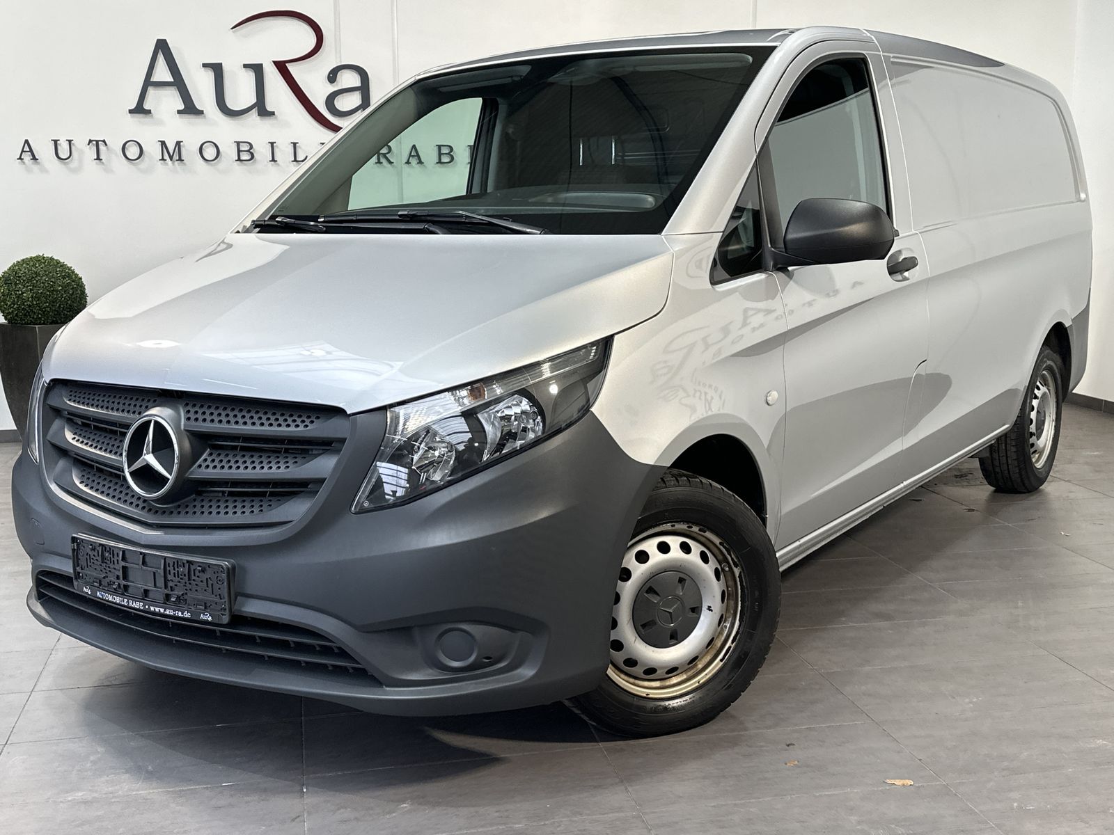 Fahrzeugabbildung Mercedes-Benz Vito 110 LangKAMERA+BLUETOOTH+SORTIMO+SHZ+TEMPOM