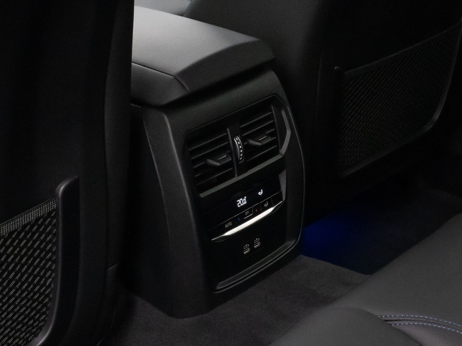 Fahrzeugabbildung BMW 420 Gran Coupé M SportPro HUD Kamera DAB H/K AHK