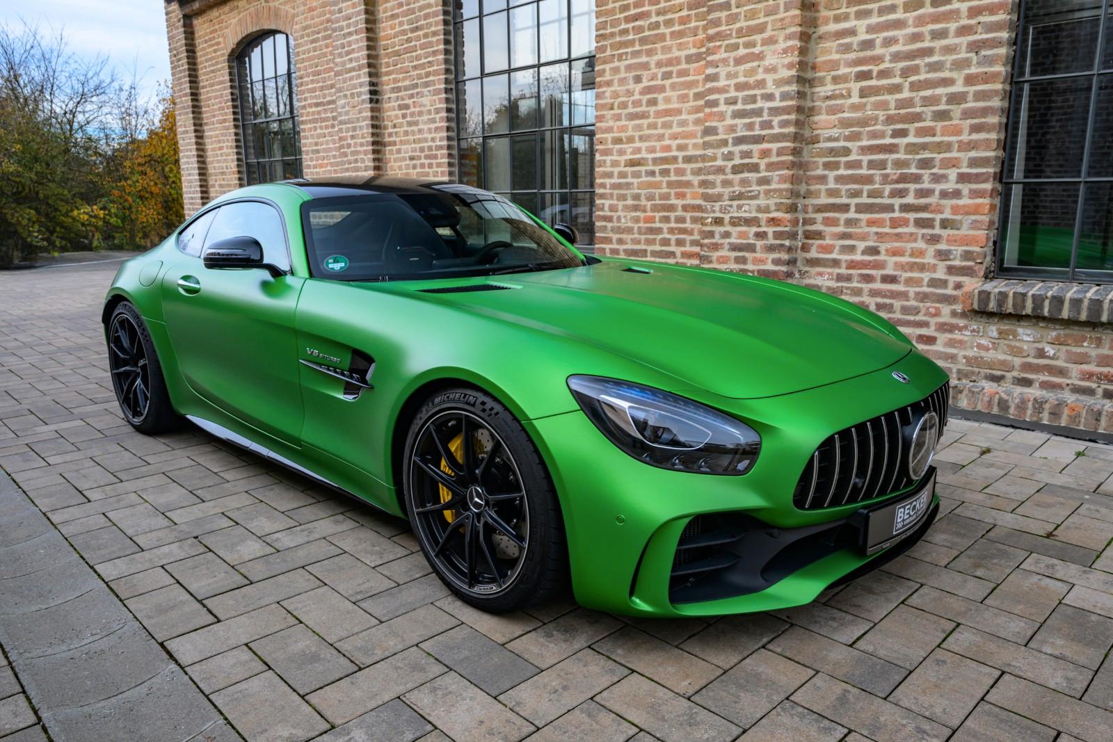 Mercedes-Benz AMG GT R