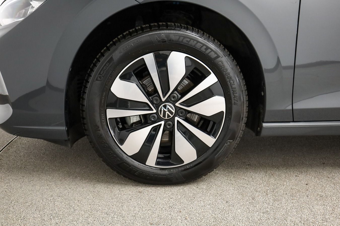 Volkswagen Golf - Bild 9