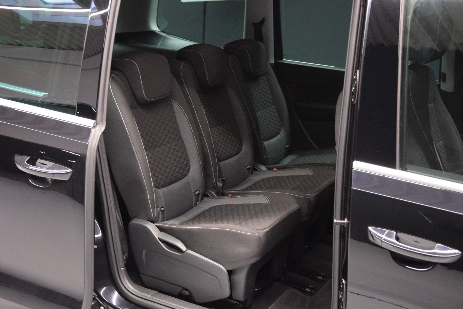 Fahrzeugabbildung Volkswagen Sharan Join Pano ACC Easy-Open Kamera Bi-Xenon
