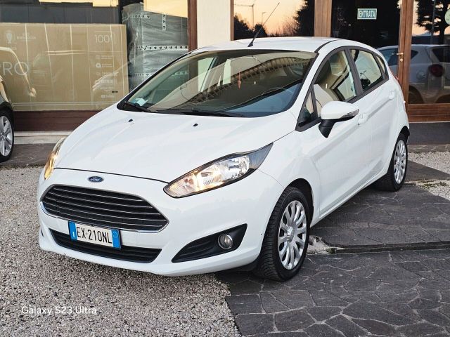 Ford Fiesta 1.5 DIESEL OK PER NEOPATENTATI ANNO 