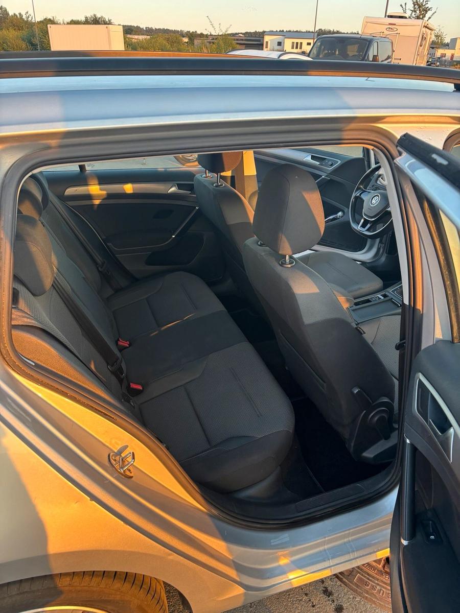Volkswagen Golf 2015 — photo 10