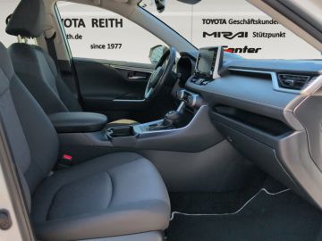 Toyota RAV 4 - 9