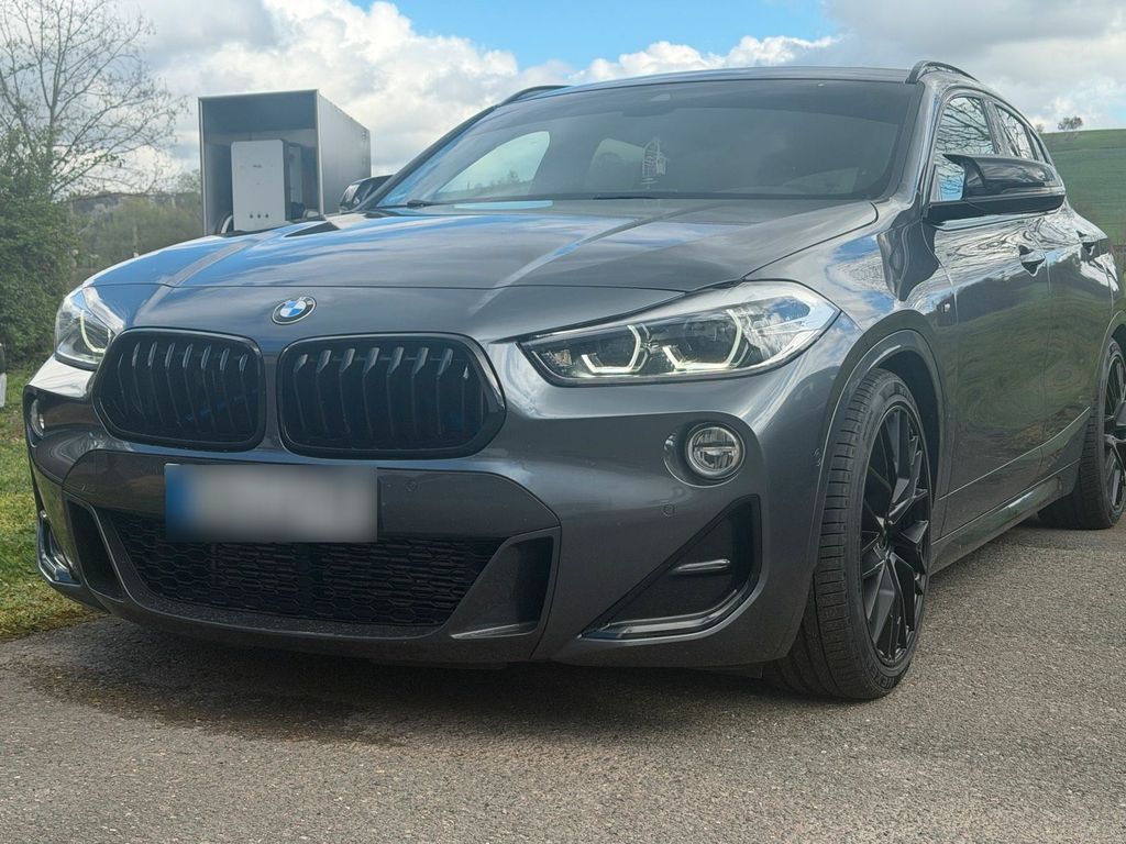 Image of BMW X2