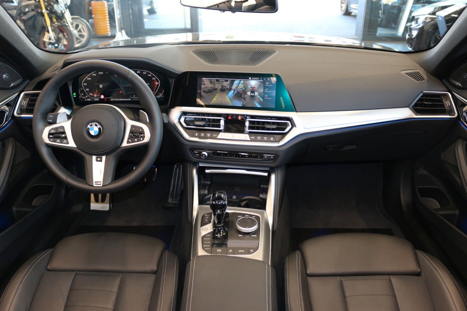 BMW M440i xDrive HeadUp*KeylessGo*Sitzbelüftung
