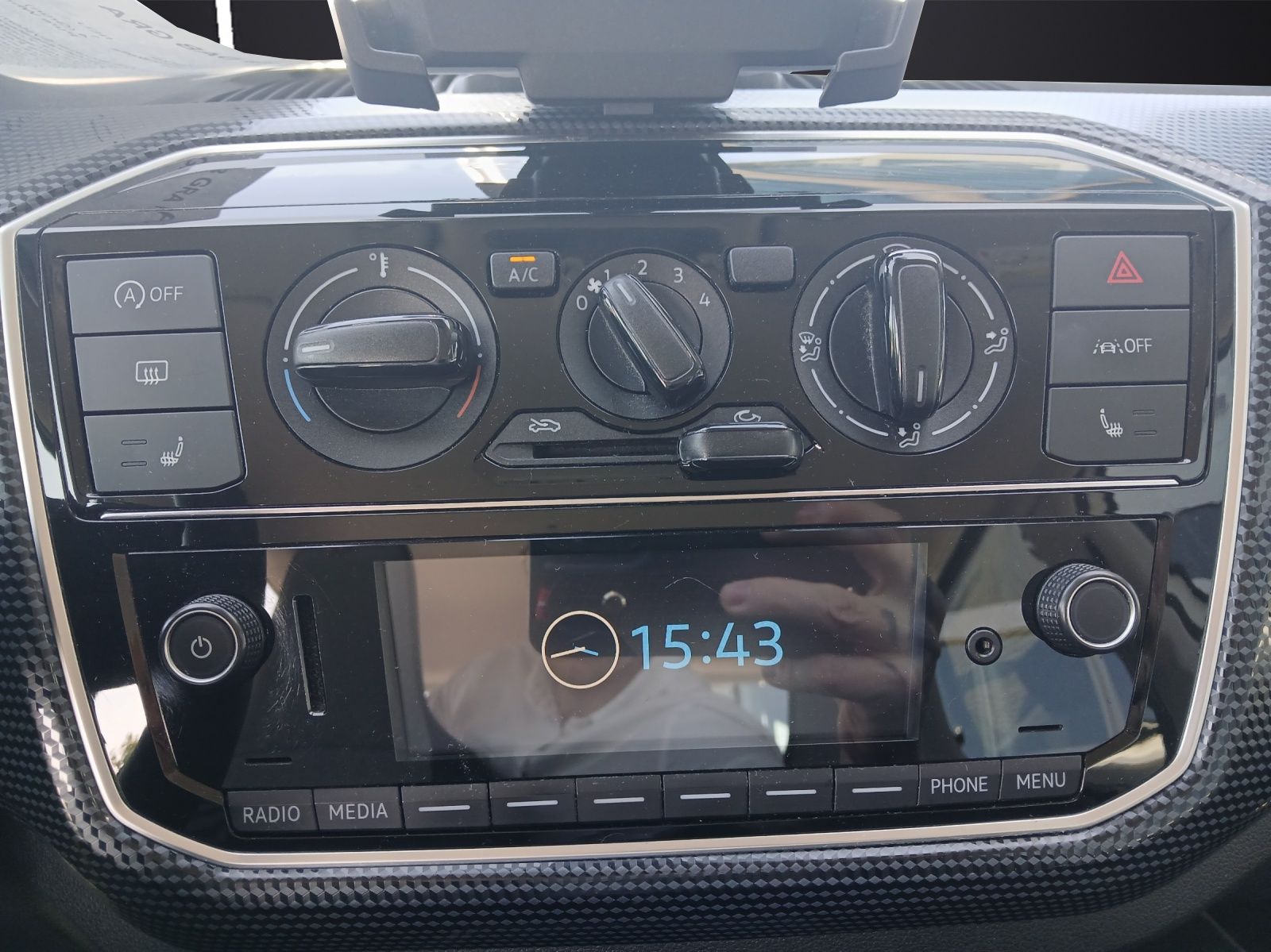 Fahrzeugabbildung Volkswagen up! Klima DAB GRA PDC SH