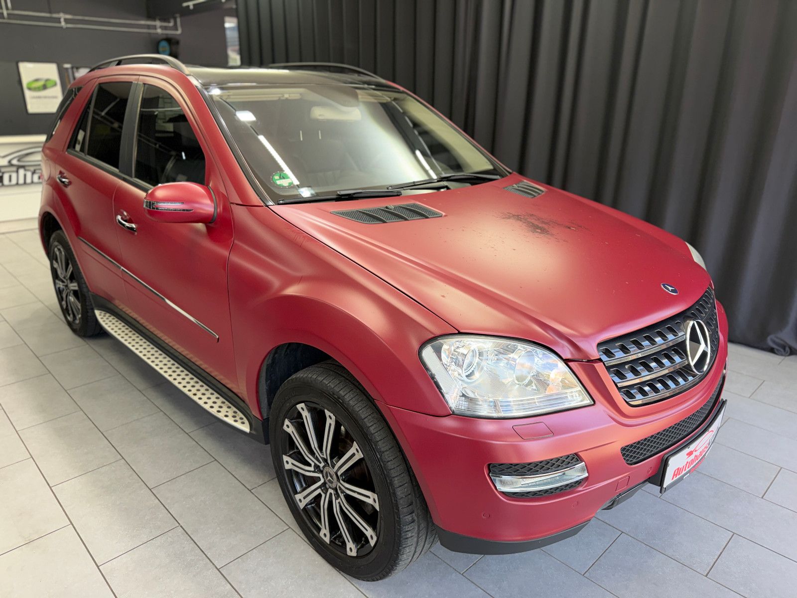 Fahrzeugabbildung Mercedes-Benz ML 500 4Matic 5.0 V8|H&K|PANO|NAVI|AHK