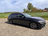 BMW 530d Touring*M-Paket*ACC*HUD*Panorama*AktivL*AHK - BMW 530: 530d M Paket