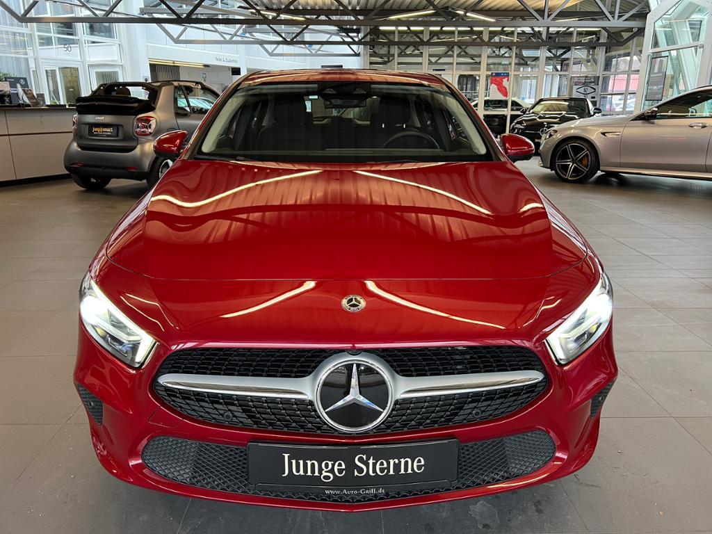 Mercedes-Benz A 200 Progressive 360 Technik HeadUp Fahras Ambi