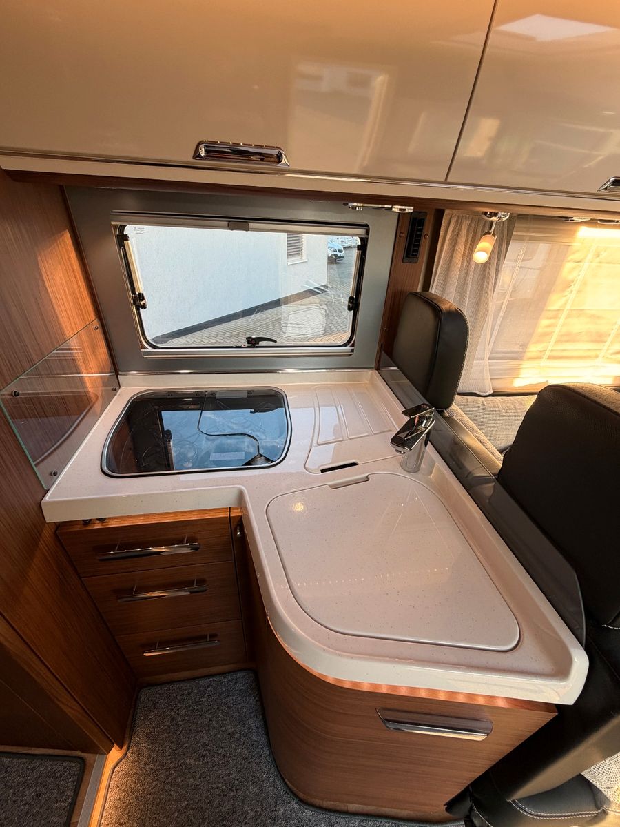 Fahrzeugabbildung Niesmann + Bischoff Arto 85 E