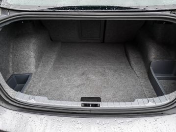 Fahrzeugabbildung BMW 320d XENON NAVI STANDHEIZUNG KOMFORTZUGANG