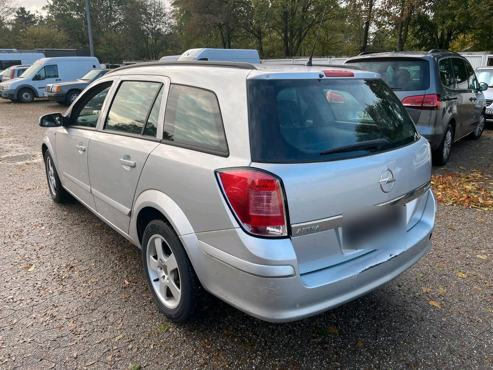 Opel Astra 2005 — photo 5