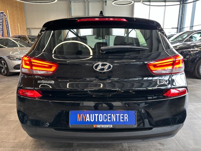 Hyundai i30 Premium *LED*Navi*Spurhalteass*