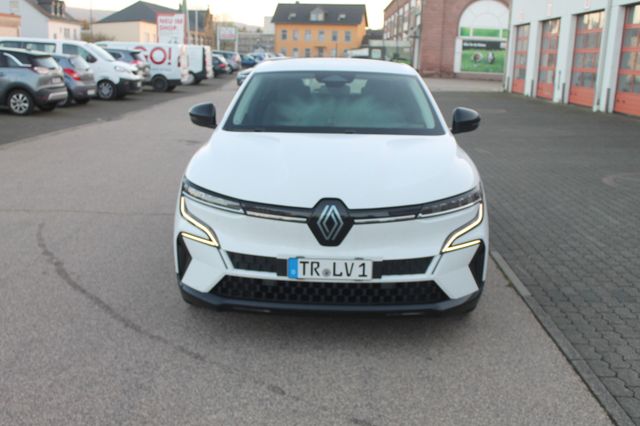 Renault Megane E-Tech Electric Equilibre