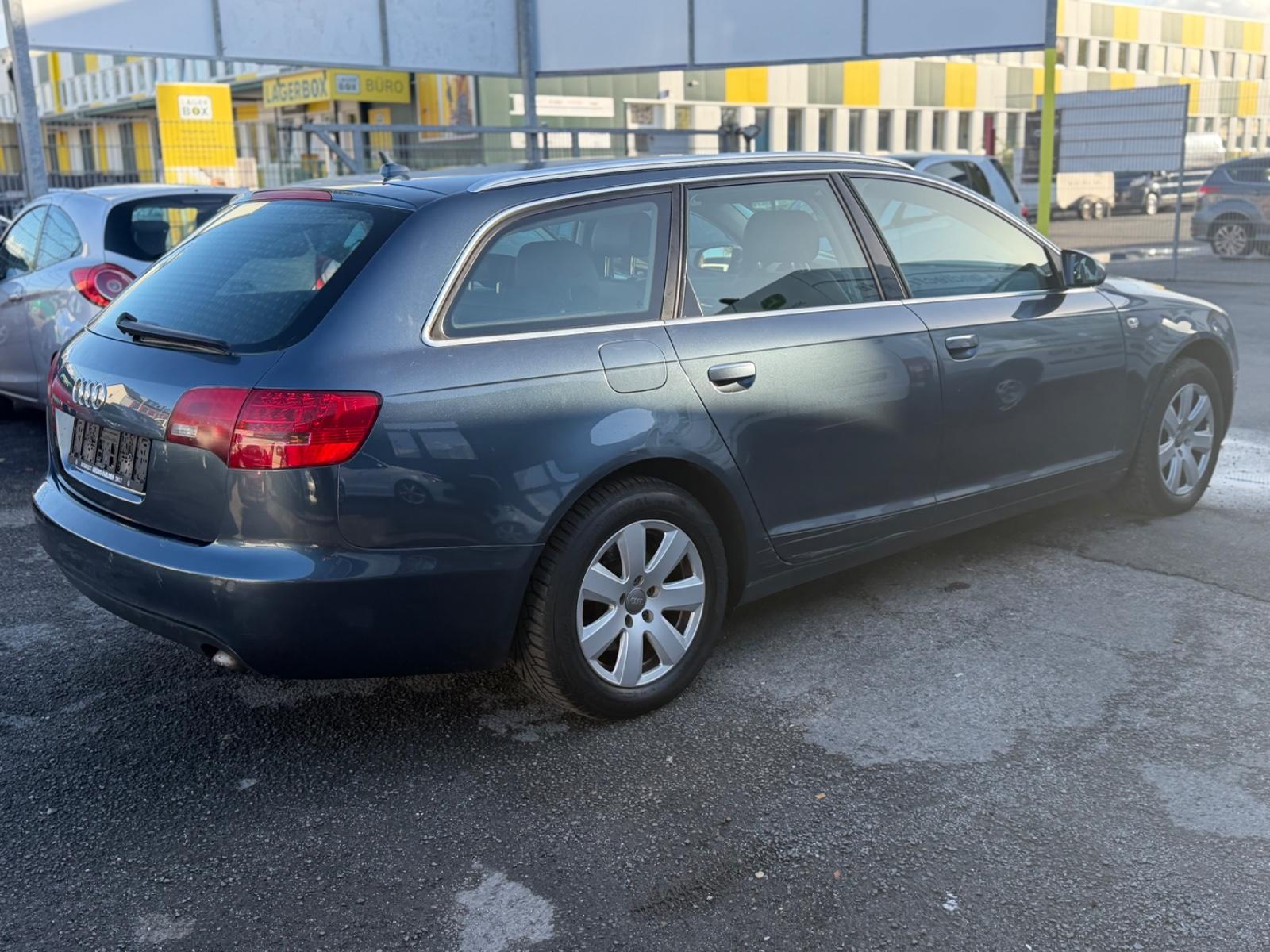 Audi Quattro 2006 — двигун 2.967 cm³, 224 HP (165kW)