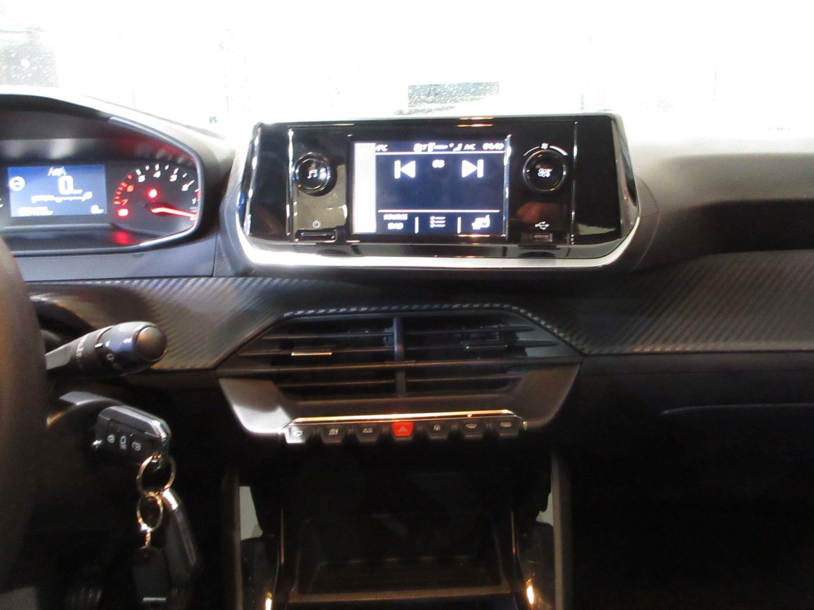 Fahrzeugabbildung Peugeot 208 1.2 Like KLIMA/TEMPOMAT/SPURASSISTENT