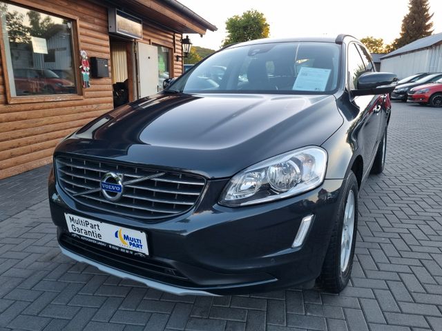 Volvo XC 60 XC60 Momentum AWD 1.Hand S-Heft Tempo PDC