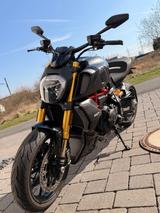 Ducati Diavel 1260s Top Zustand - DUCATI DIAVEL 1260 S
