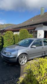 Volkswagen Golf 4 !GÜNSTIG! 8-Fach bereift! - Volkswagen Golf: Günstig