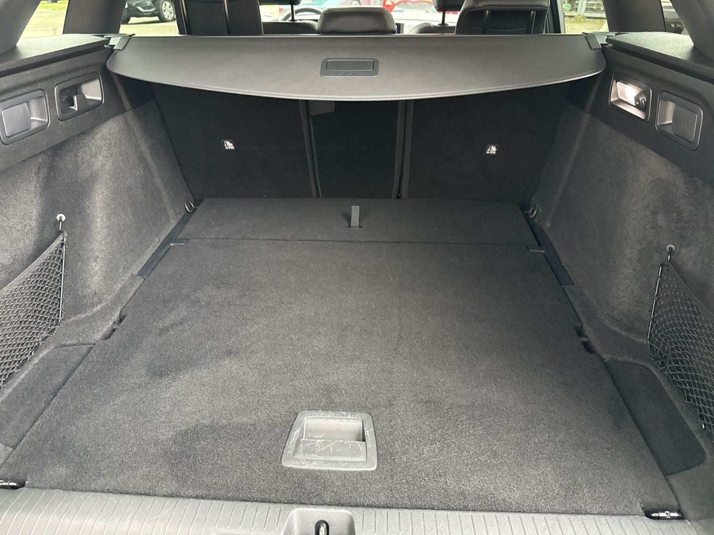 Fahrzeugabbildung Opel Astra L Elegance ASTRA CDTi 1.5 Sports Tourer Na