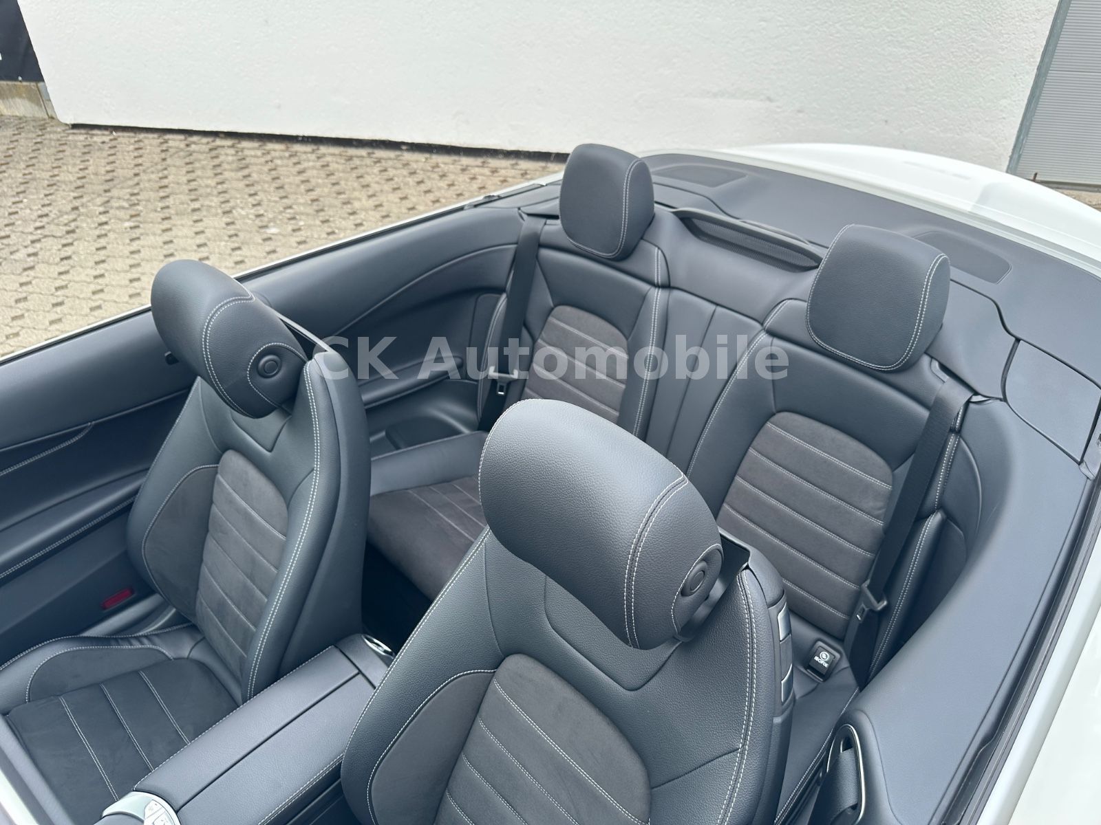 Fahrzeugabbildung Mercedes-Benz C200 Cabrio AMG-Line/Navi/ILS LED/Tempomat