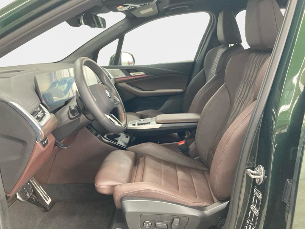 BMW 223 Active Tourer - Bild 11