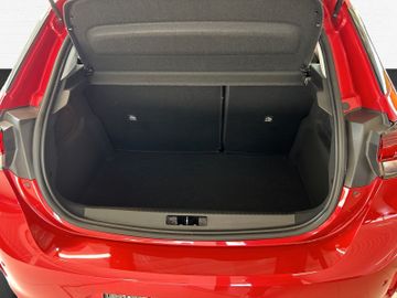 Fotografie des Opel Corsa F Edition Sitz-/Lenkradhzg Allwetterreifen
